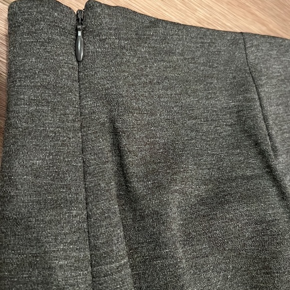 NWT TOBI Asymmetrical Envelope Wrap Skirt, Grey, Size Medium - Picture 5 of 13